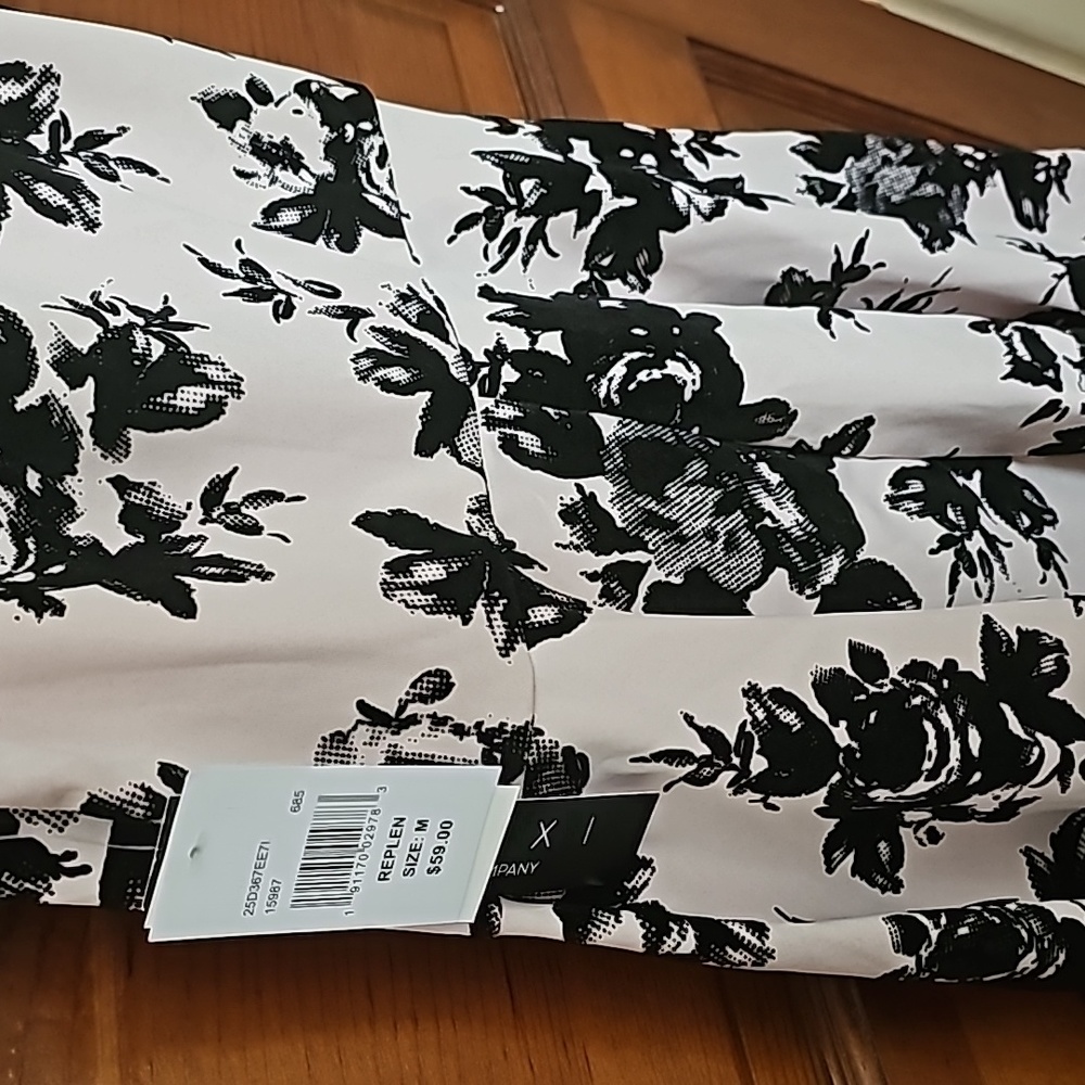 NWT Barbie pink Trixie clothing company woman's short dress in size M - Picture 4 of 7